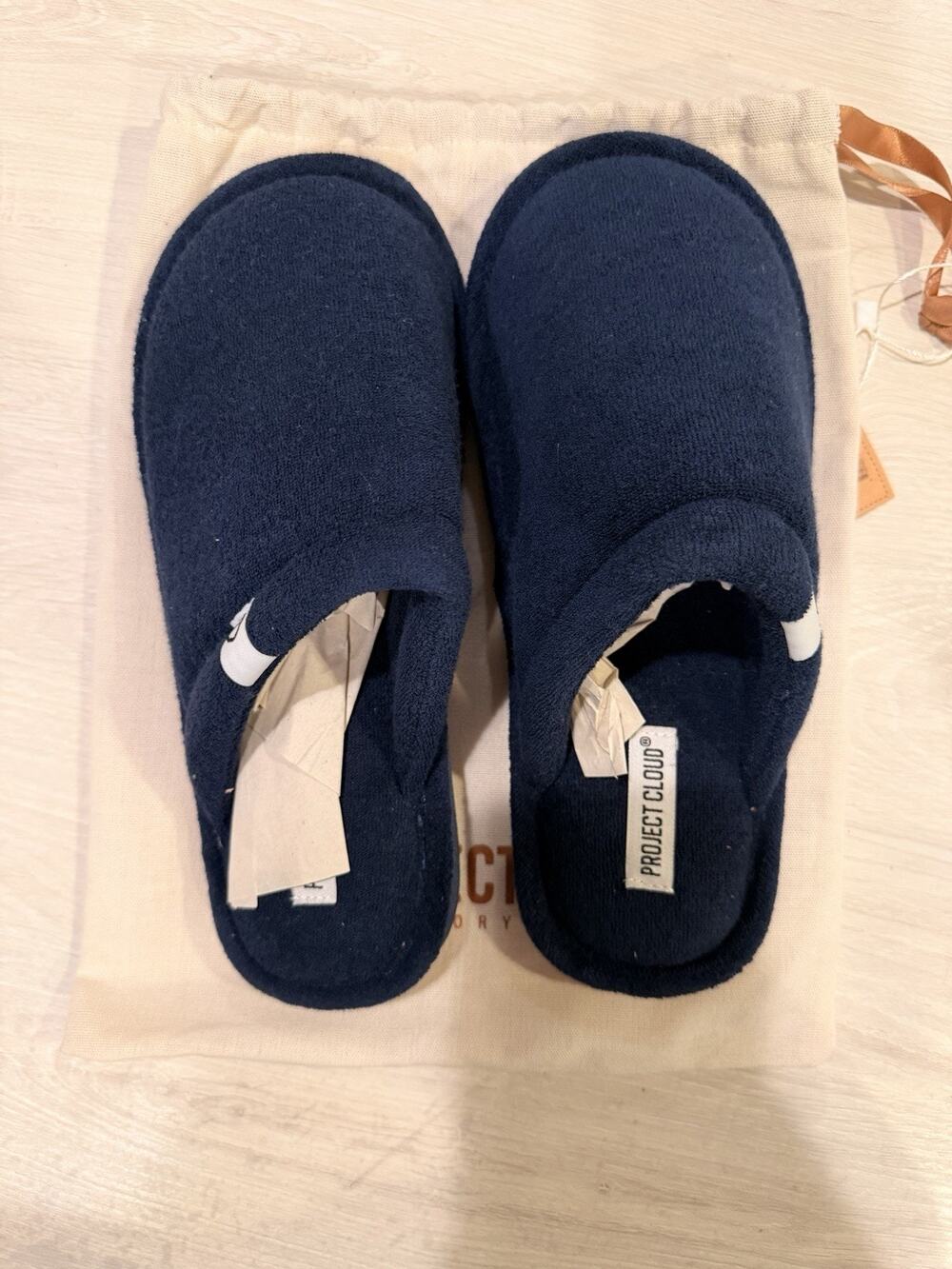 Project Cloud Memory Foam Non-Slip Women's Navy Slip-On Slippers Size 7